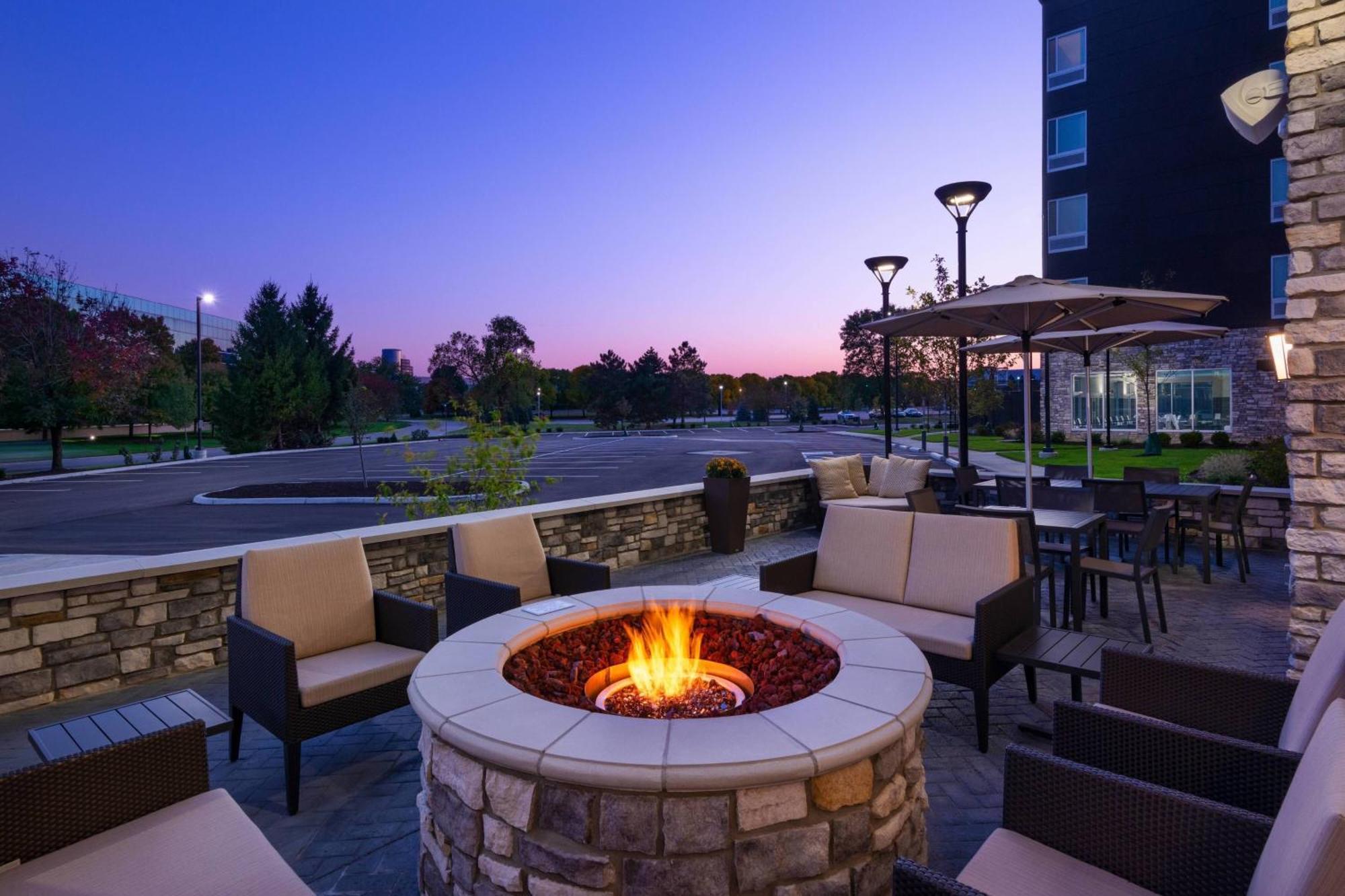 Residence Inn By Marriott Indianapolis Keystone Екстериор снимка