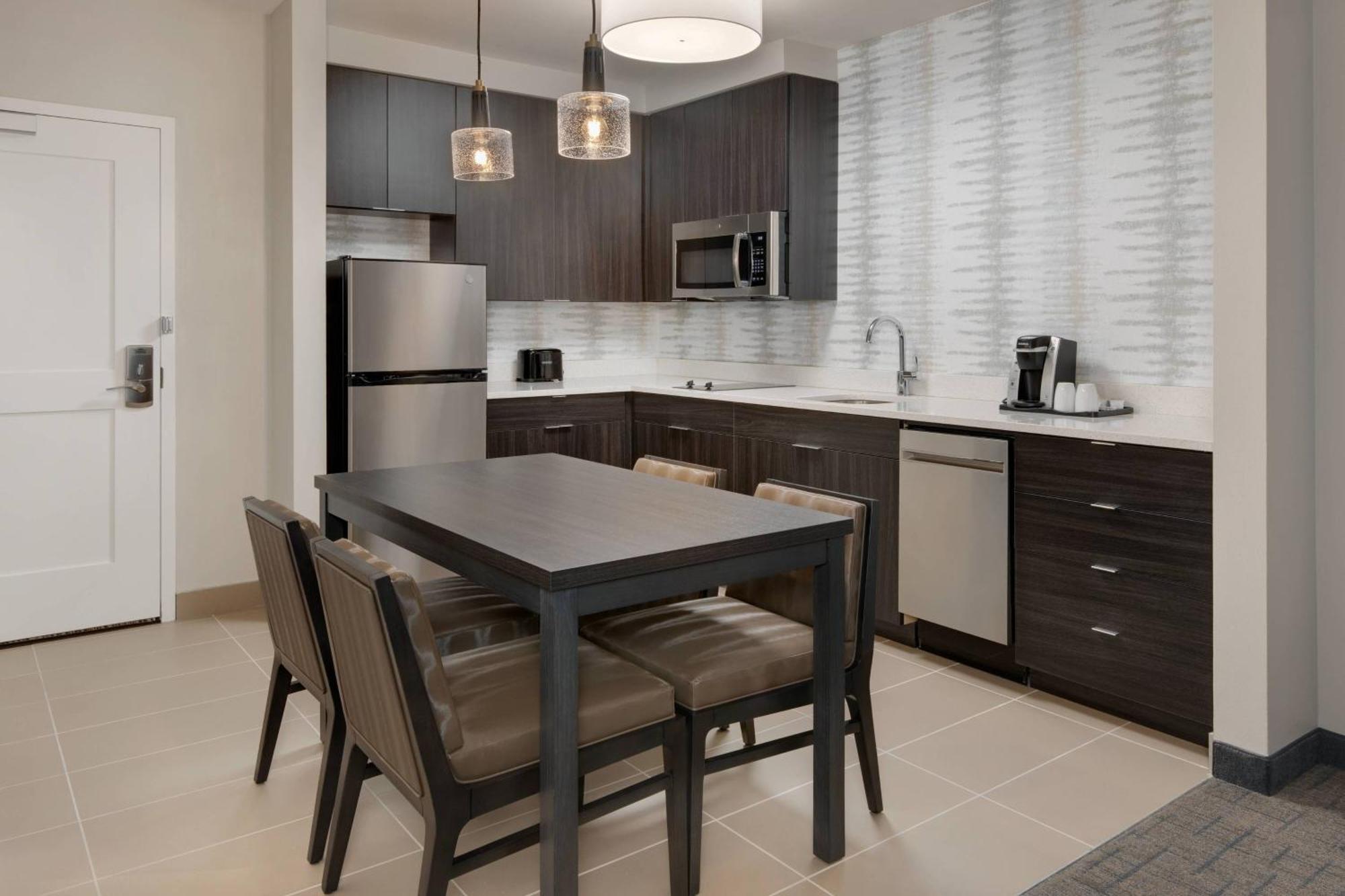 Residence Inn By Marriott Indianapolis Keystone Екстериор снимка